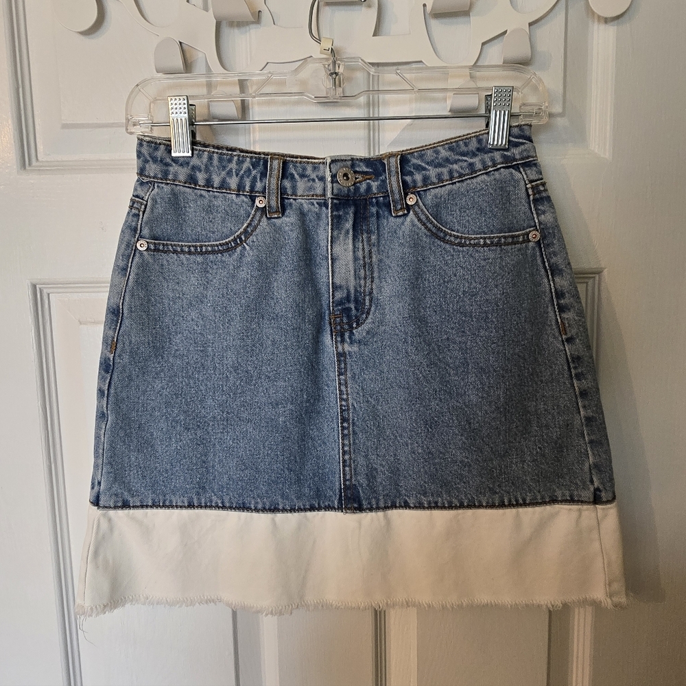 Castro Jeans Denim and Cream Women's Skirt Size 2